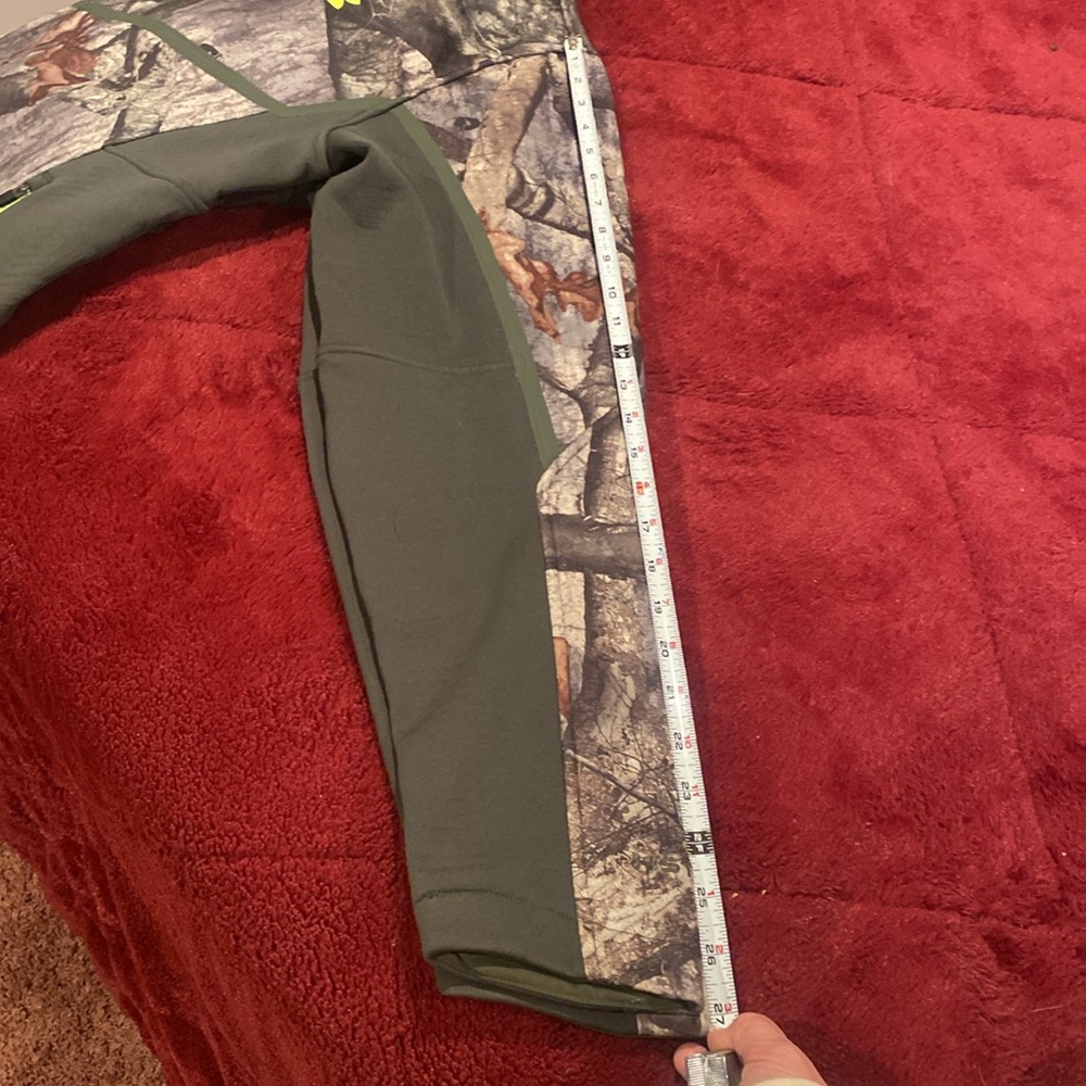 Under Armour Jacket - Picture 8 of 12